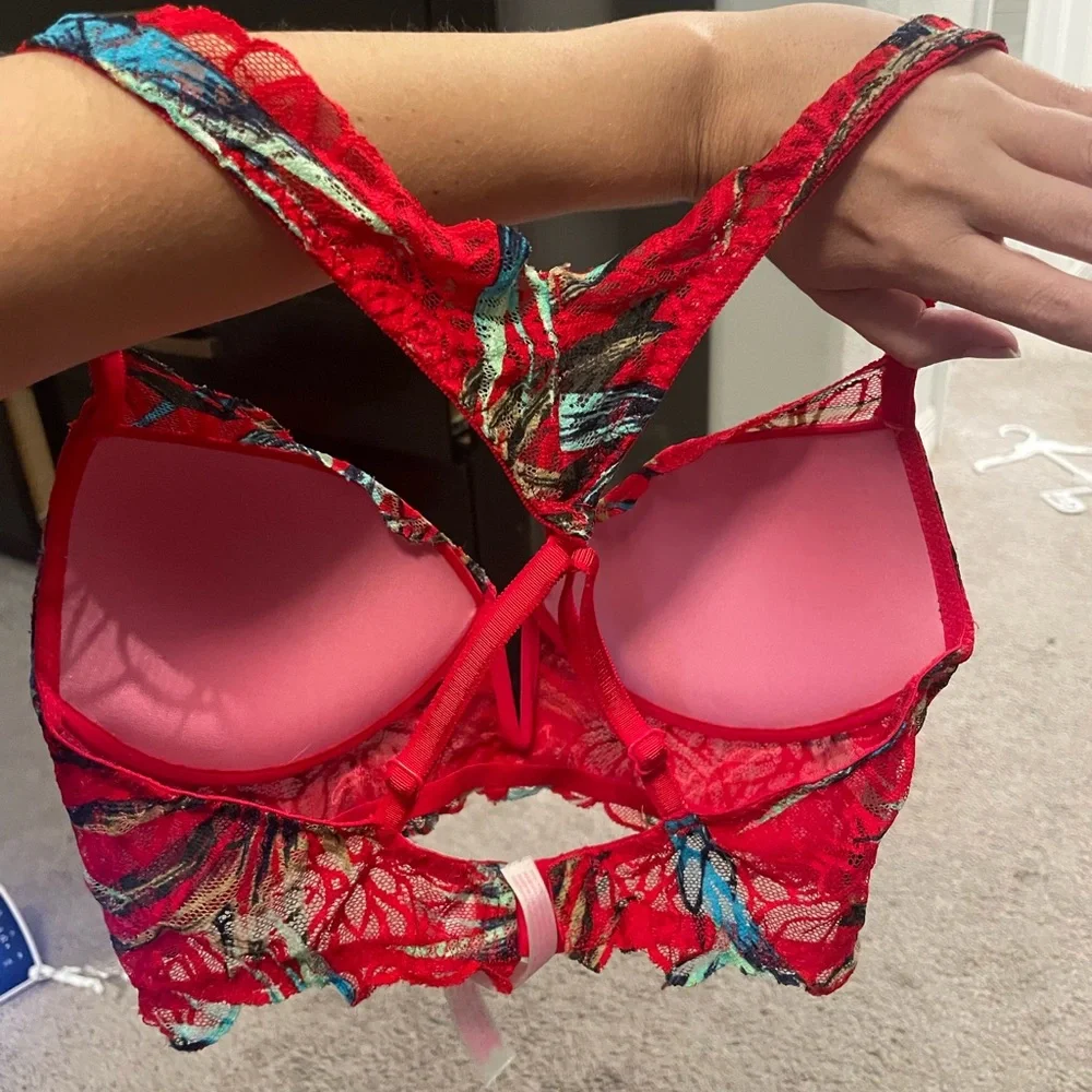 Victoria's Secret Red and Blue Tropical Print Bralette - Picture 5 of 5